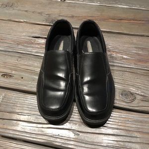 Nunn Bush dress shoes used size 11